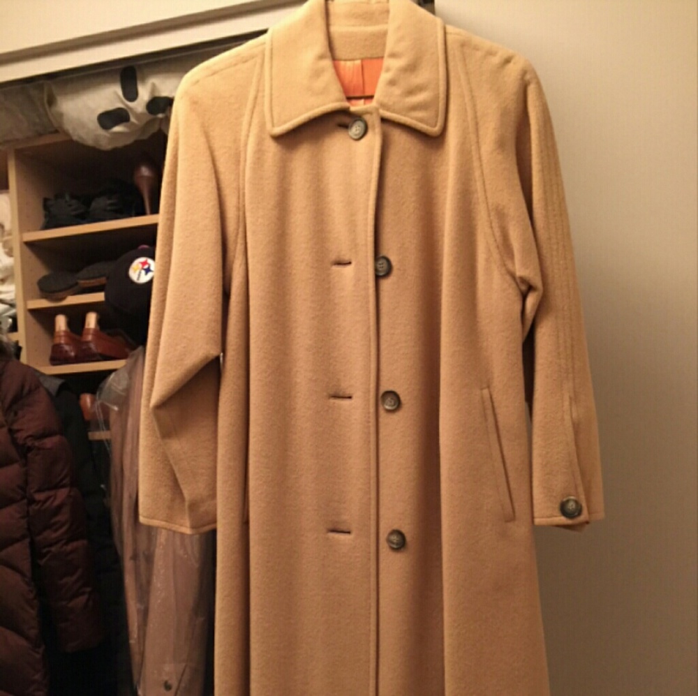 SEND OFFERS-LAST WEEK/Vintage pure camel hair coat